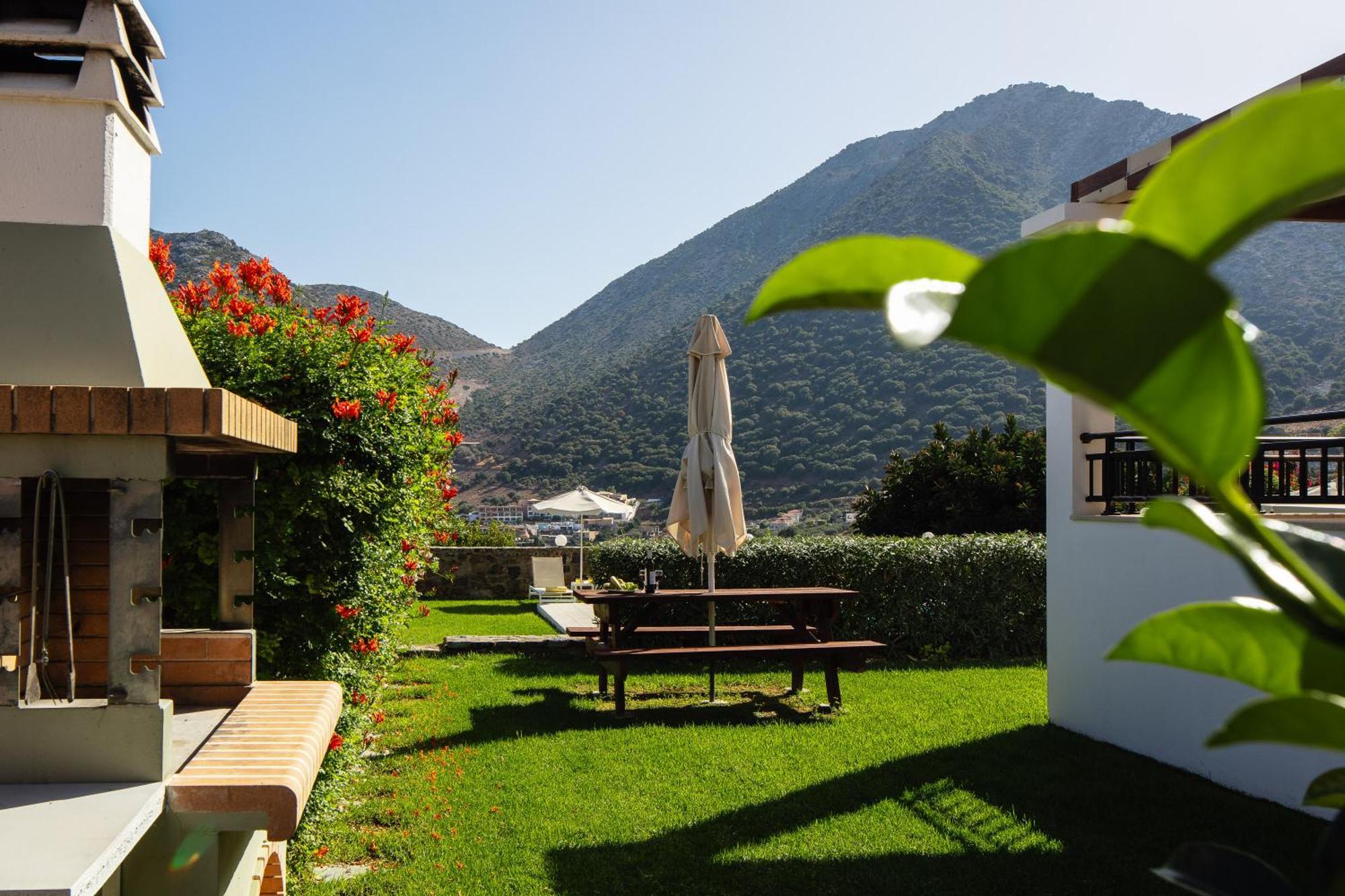 Real Dream Villas, Cretan Gems With Seaviews, By Thinkvilla Bali  Ngoại thất bức ảnh