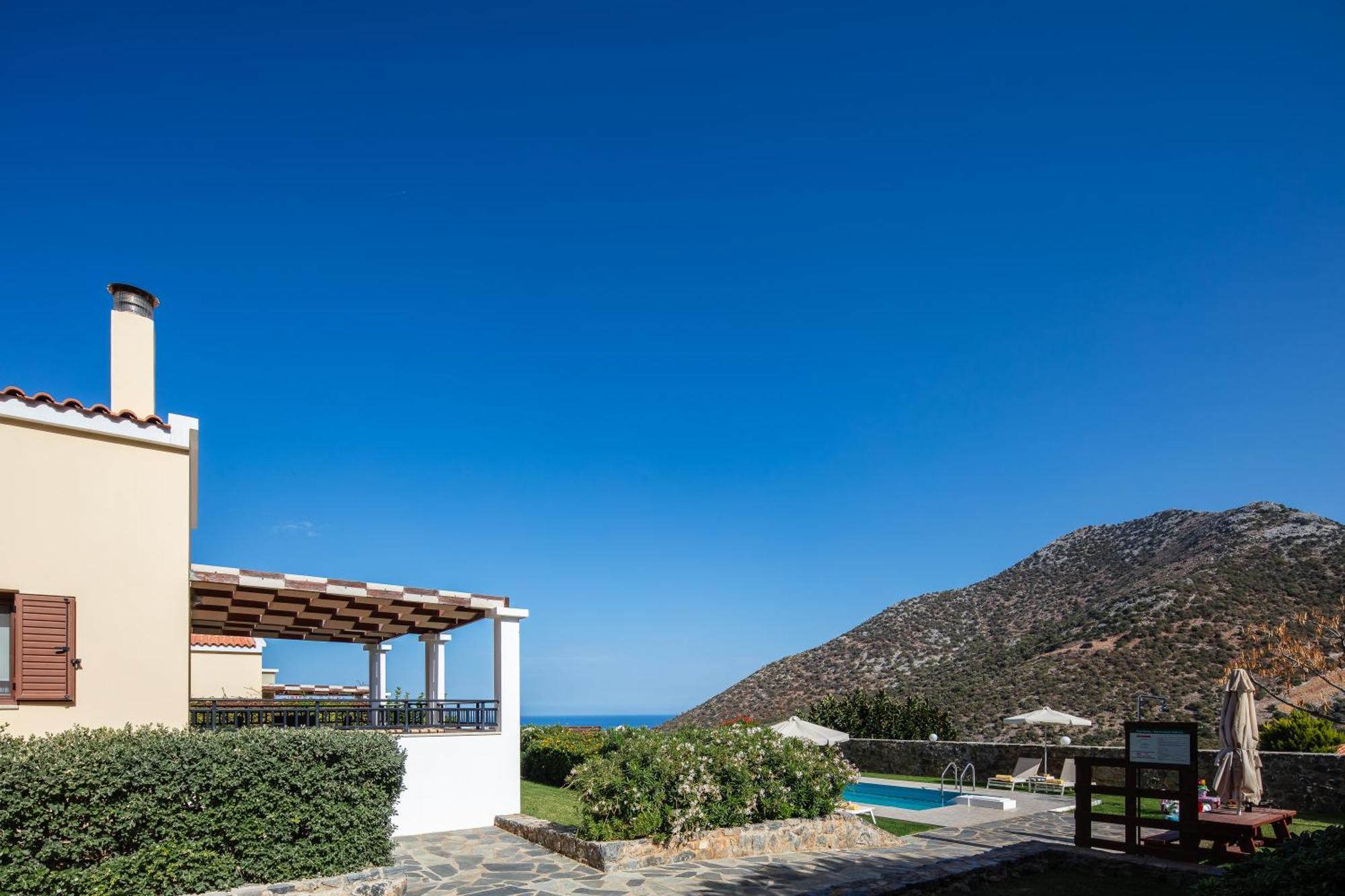 Real Dream Villas, Cretan Gems With Seaviews, By Thinkvilla Bali  Ngoại thất bức ảnh