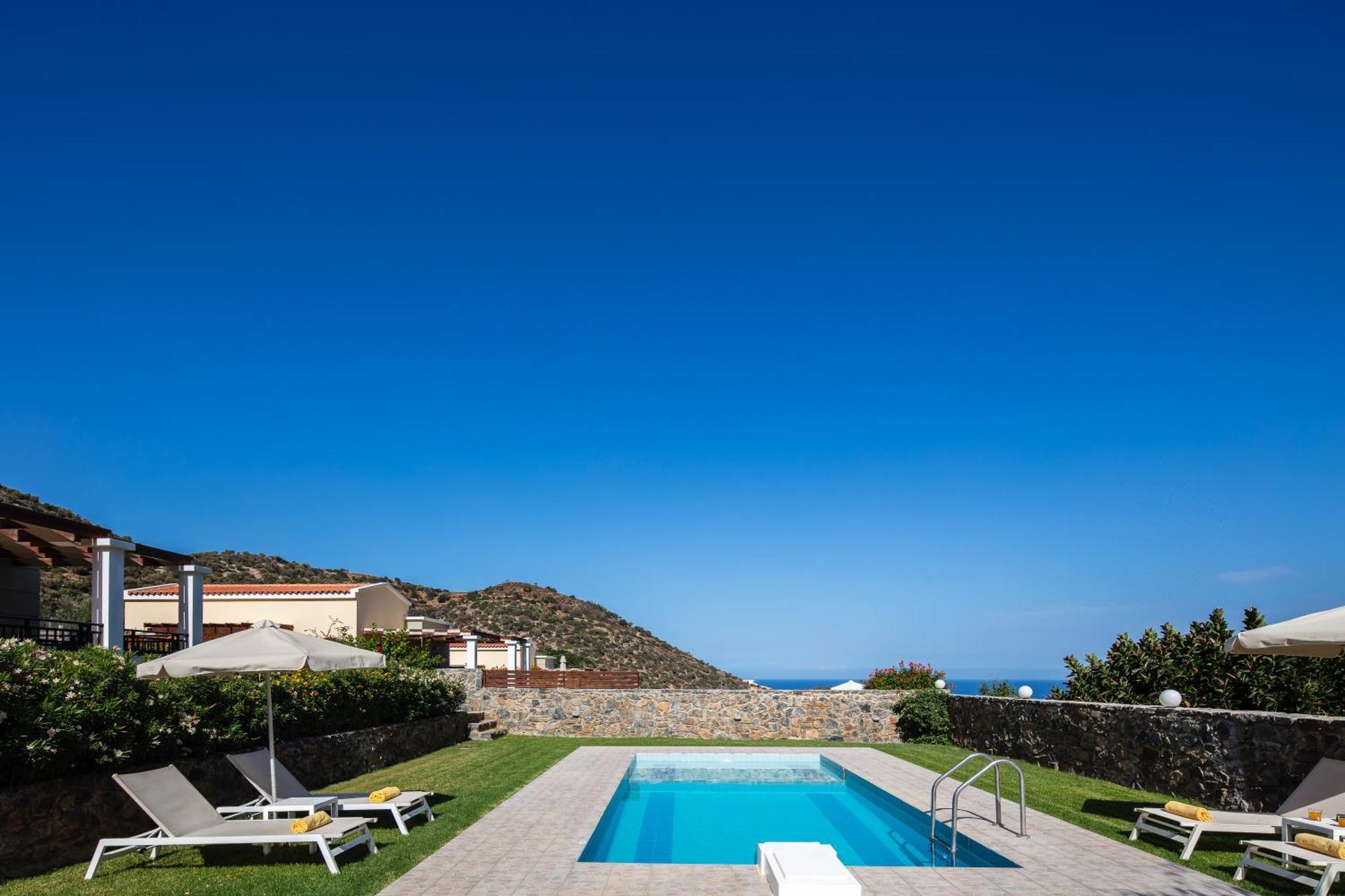 Real Dream Villas, Cretan Gems With Seaviews, By Thinkvilla Bali  Ngoại thất bức ảnh